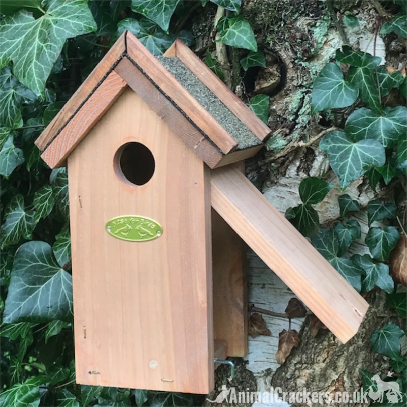 Chunky Bitumen Roof Bird house nest box for Wren or other small garden birds