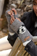 Pachamama Smiley Dog Handwarmers All Wool Chunky Knit