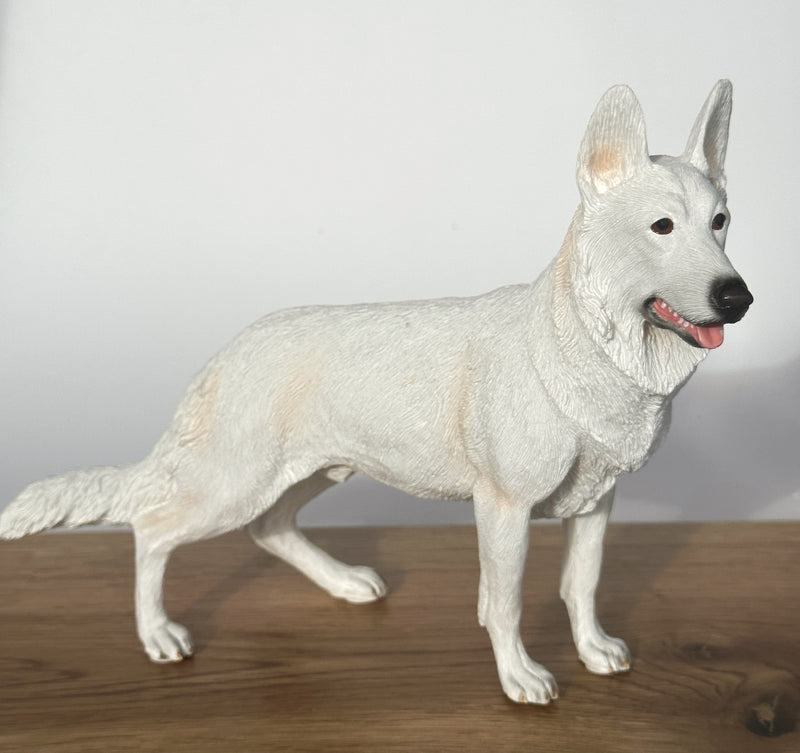 White Alsatian German Shepherd ornament, quality lifelike figurine by Leonardo. Gift boxed