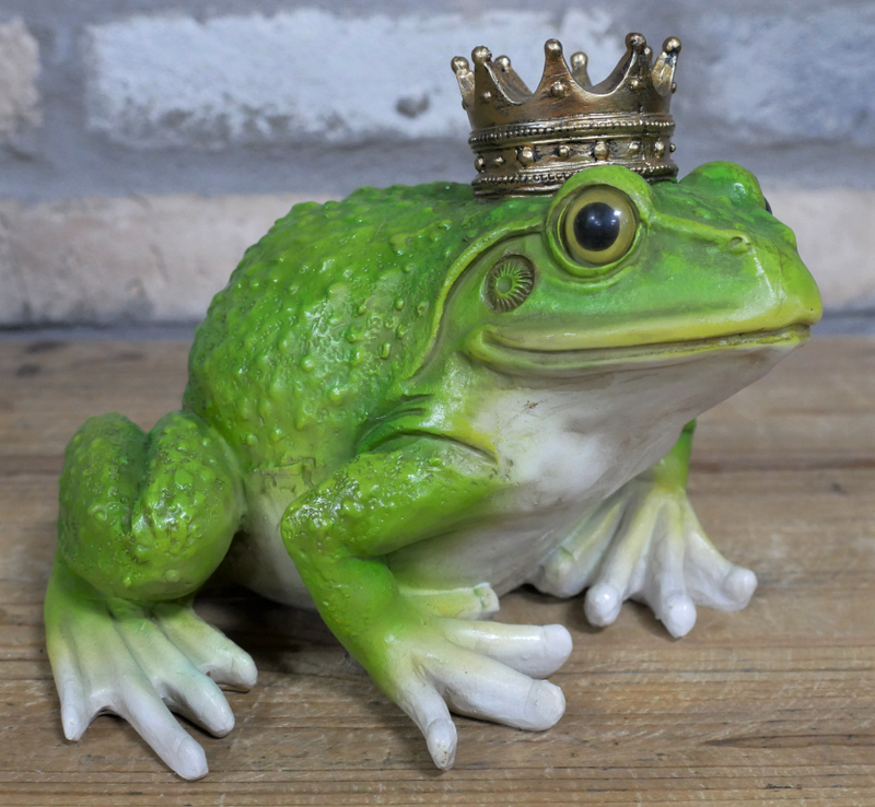 Large Green Frog King with gold Crown novelty pond, garden or indoor decoration