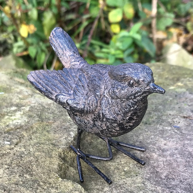 Set of 3 bronze effect Wrens indoor or outdoor decoration great bird lover gift