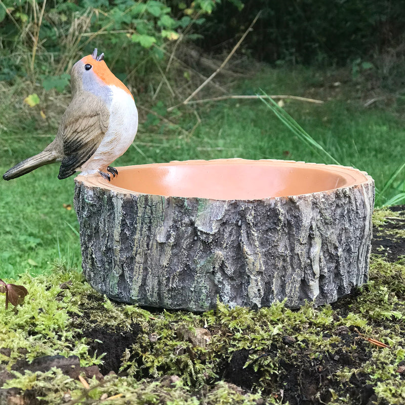 Robin on round log effect Bird Bath or feeder with decorative robin, great robin lover gift