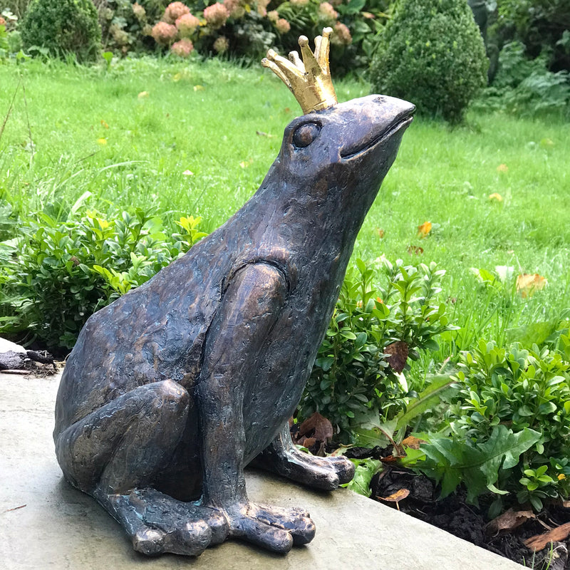 Bronze effect 'Frog Prince' wearing Crown novelty pond or garden decoration