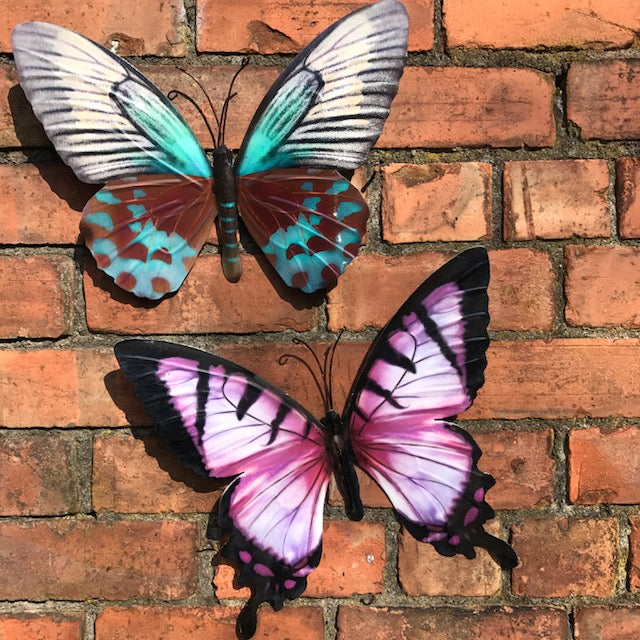 Large 35cm bright Pink metal Butterfly garden ornament wall art decoration boxed