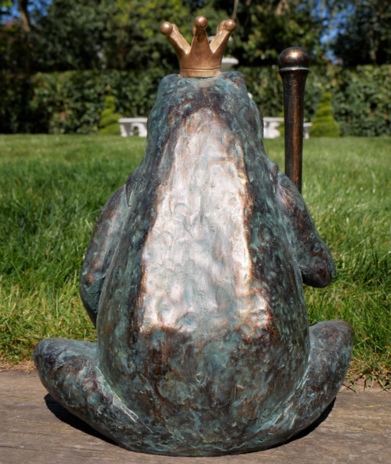 Bronze effect 'Frog King' with Crown & Sceptre novelty pond or garden decoration