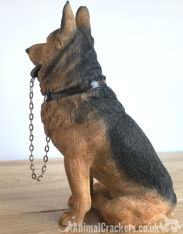 Large Alsatian German Shepherd ornament lifelike Leonardo Walkies figurine boxed