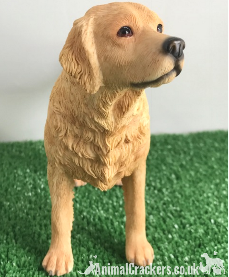 Golden Retriever figurine ornament quality realistic Leonardo range. Gift boxed.