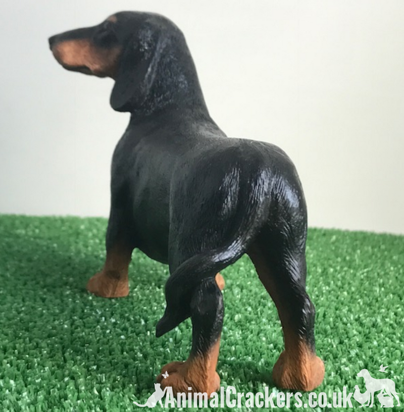 Black & Tan Dachshund Sausage Dog Leonardo lifelike ornament figurine gift boxed