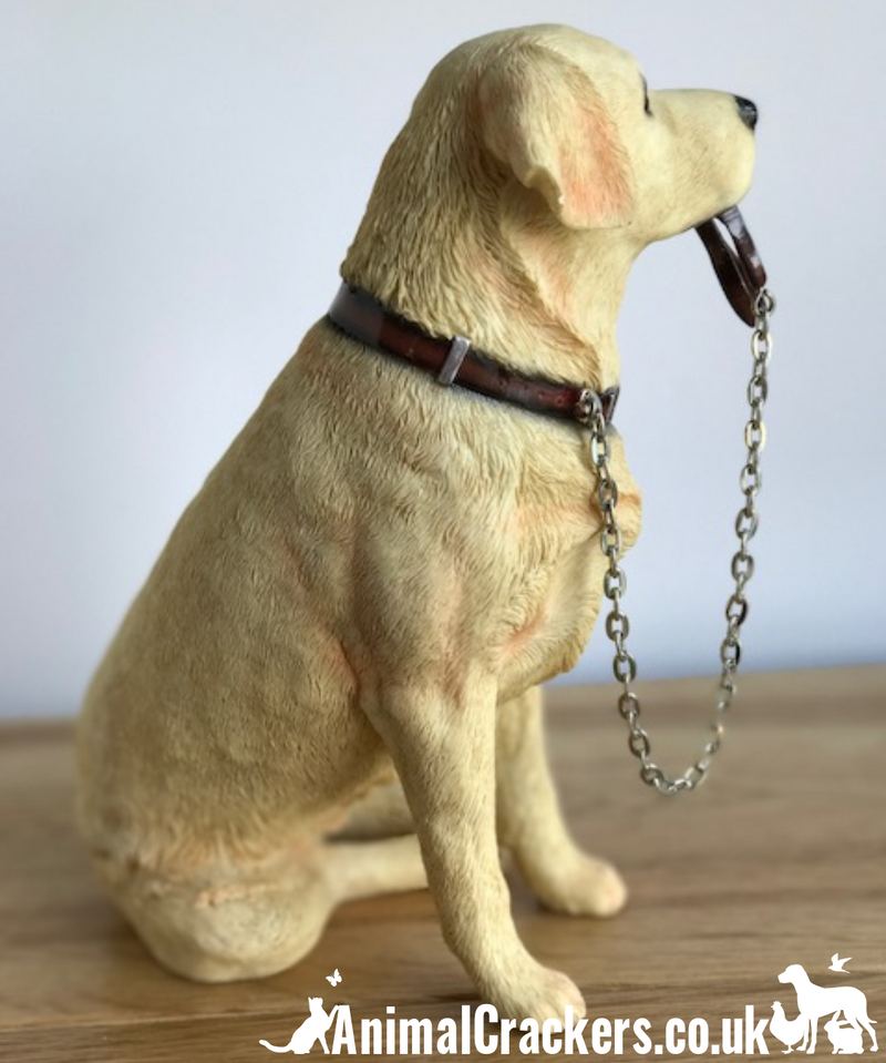 Golden Labrador large 18cm quality lifelike Leonardo 'Walkies' range ornament figurine, boxed