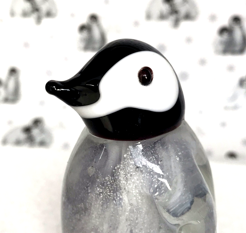 Objets D'Art Penguin hand blown solid glass ornament collectable