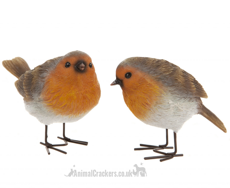 SET of 2 ROBIN ORNAMENTS in different poses, indoor or outdoor garden decoration
