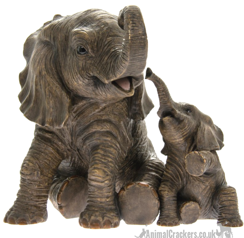 Large 22cm Sitting Elephant with Calf ornament/figurine from Leonardo, gift boxed